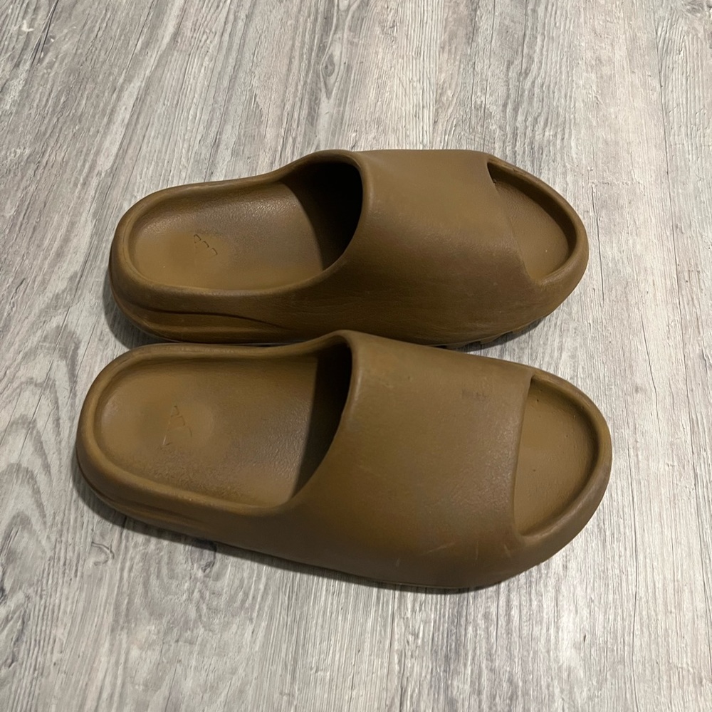 YEEZY slides